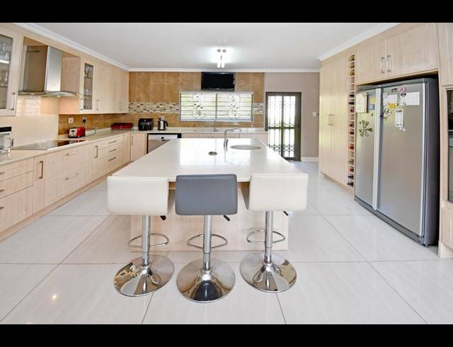 4 BEDROOM HOUSE FOR SALE IN PARKMORE